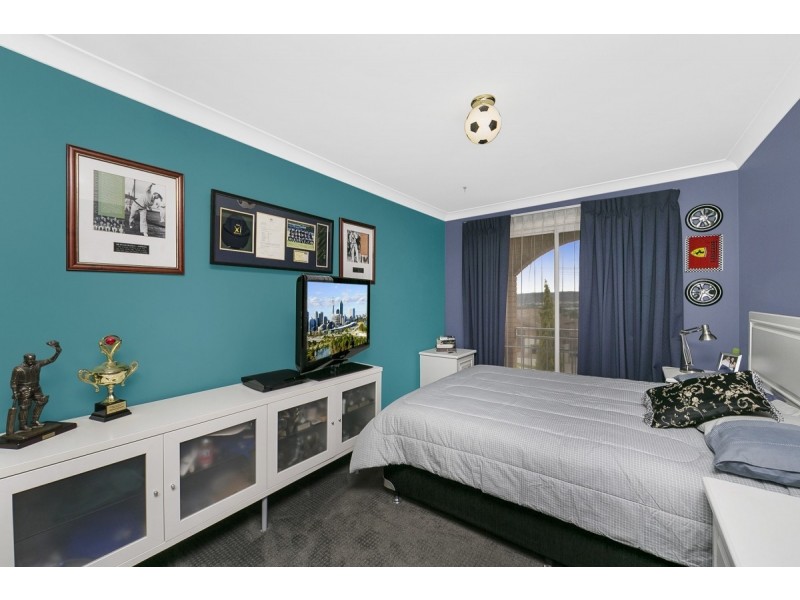 52 Sassafras Crescent, Queanbeyan NSW 2620