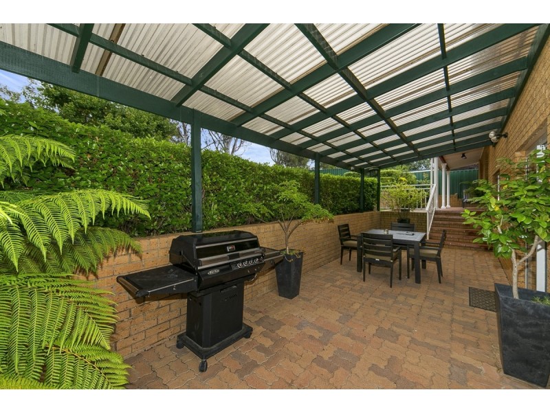 52 Sassafras Crescent, Queanbeyan NSW 2620