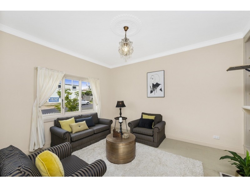 1/27 Ross Road, Queanbeyan NSW 2620
