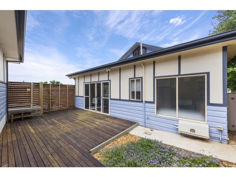 1/27 Ross Road, Queanbeyan NSW 2620