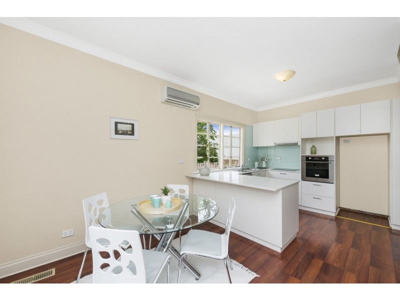 1/27 Ross Road, Queanbeyan NSW 2620