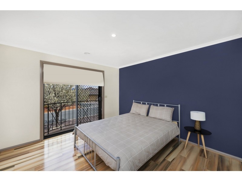 9 Bluestone Gardens, Jerrabomberra NSW 2619