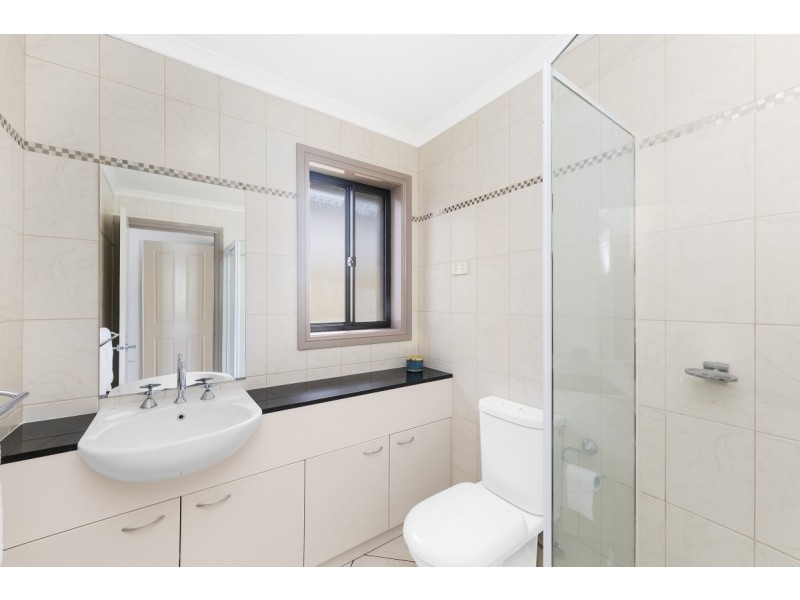 9 Bluestone Gardens, Jerrabomberra NSW 2619