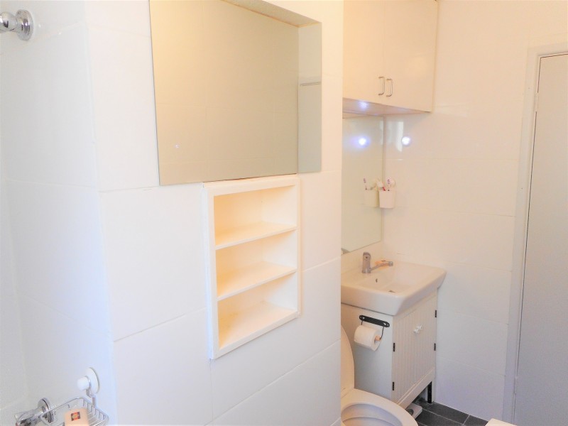 1/6 Stornaway Road, Queanbeyan NSW 2620