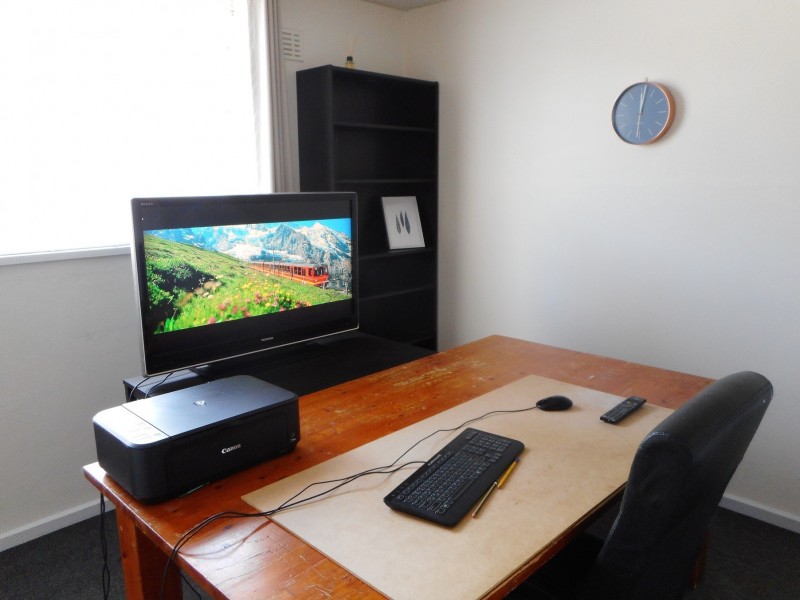 1/6 Stornaway Road, Queanbeyan NSW 2620