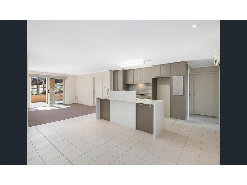 2/43 Antill Street, Queanbeyan NSW 2620