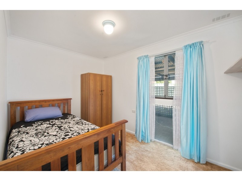 2 Hakea Street, Queanbeyan NSW 2620