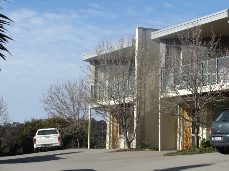 7/11 Doeberl Place, Queanbeyan NSW 2620