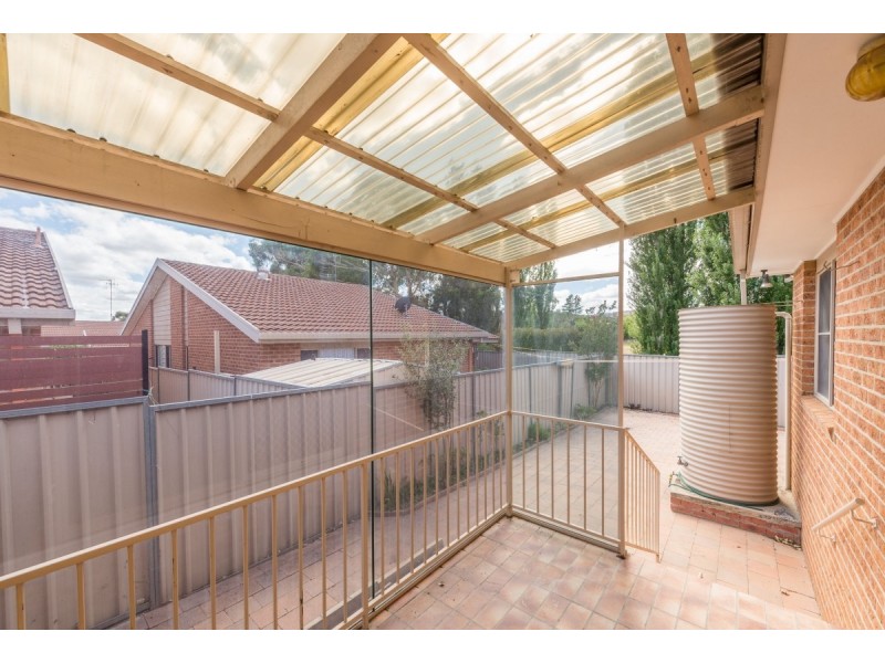 4/19 Barracks Flat Drive, Queanbeyan NSW 2620