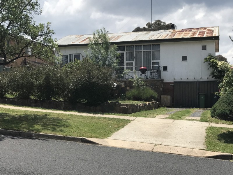 9 Adams Street, Queanbeyan NSW 2620