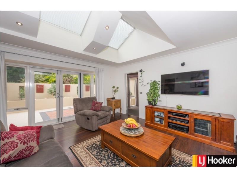 3 Phillip Avenue, Queanbeyan East NSW 2620