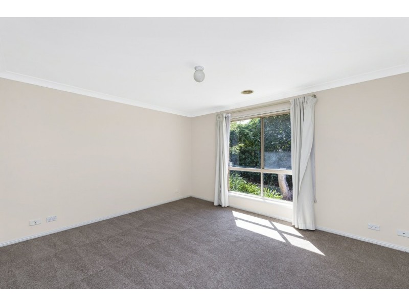 21 Binaburra Place, Queanbeyan NSW 2620