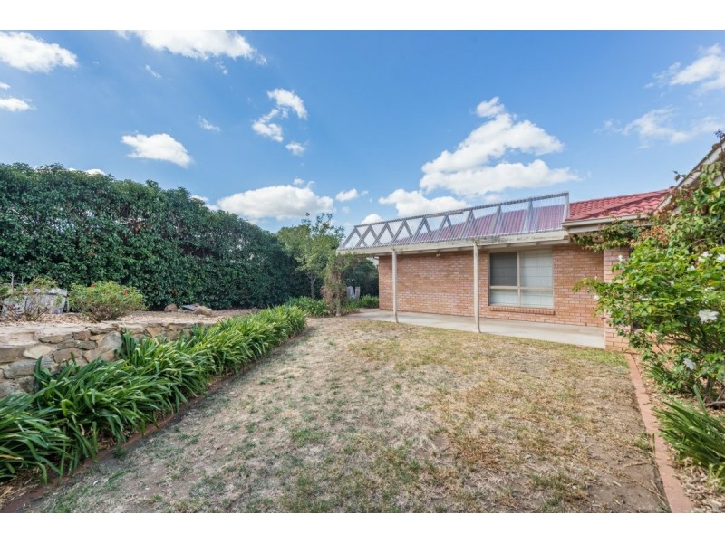 21 Binaburra Place, Queanbeyan NSW 2620