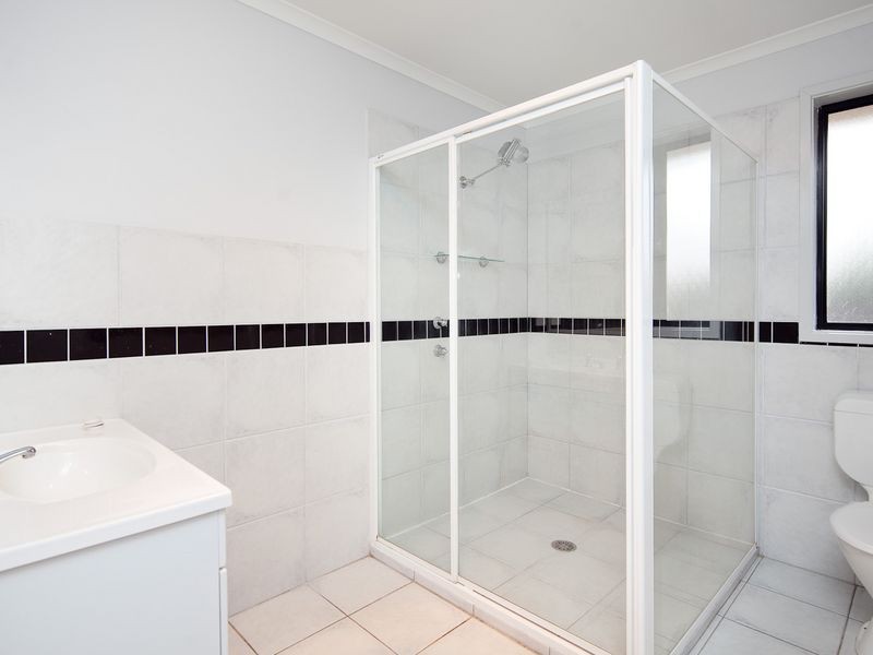 10 Dilwynia Crescent, Jerrabomberra NSW 2619