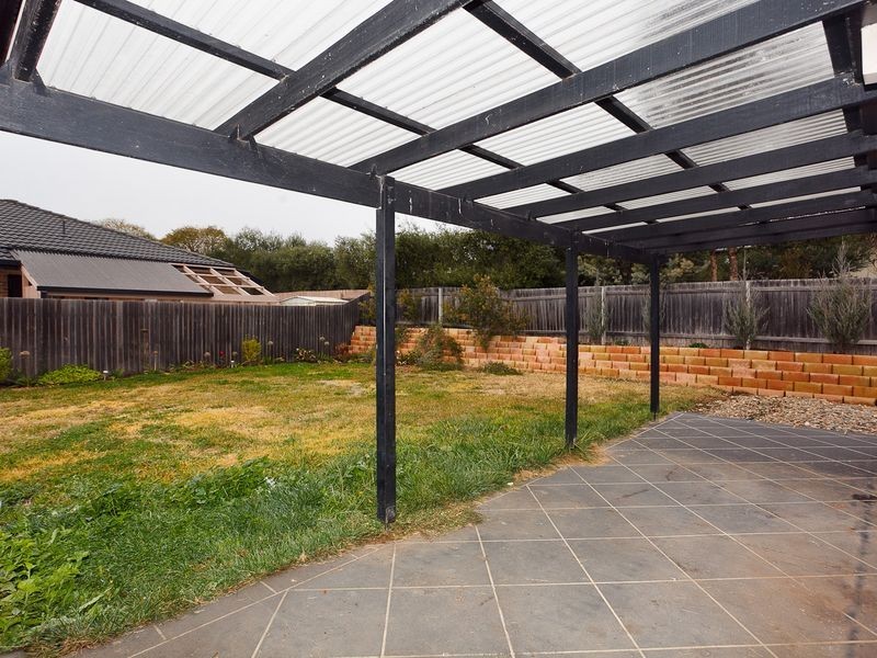 10 Dilwynia Crescent, Jerrabomberra NSW 2619