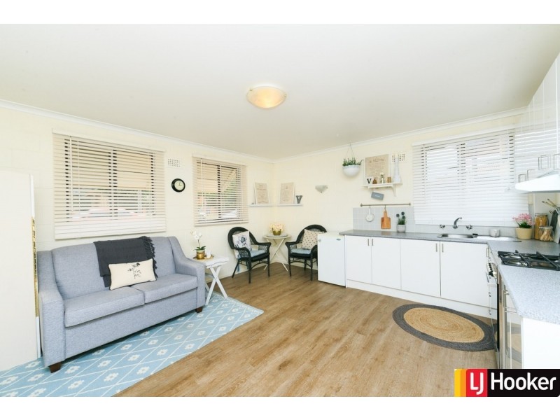 1/10 Arthur Street, Queanbeyan NSW 2620