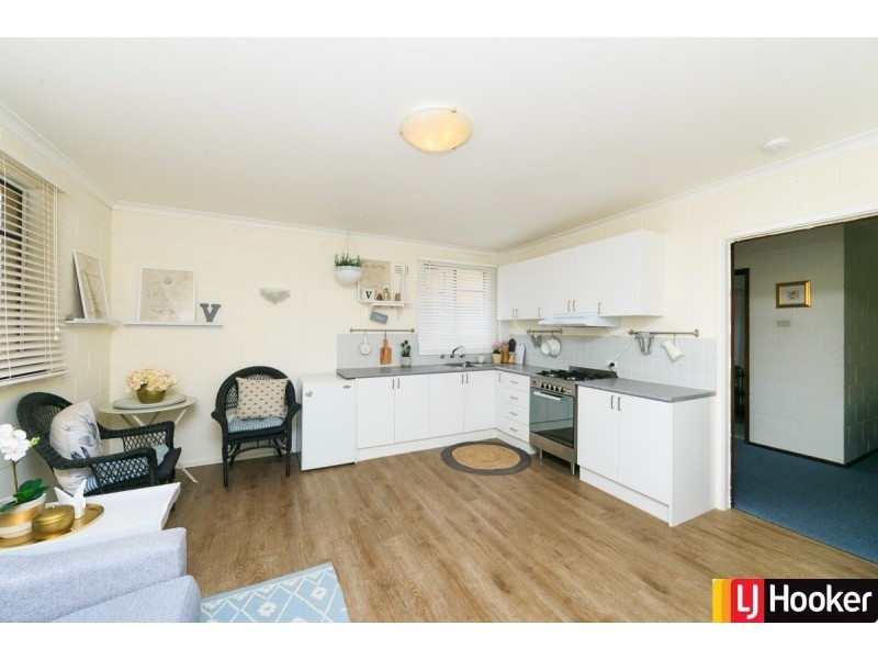 1/10 Arthur Street, Queanbeyan NSW 2620