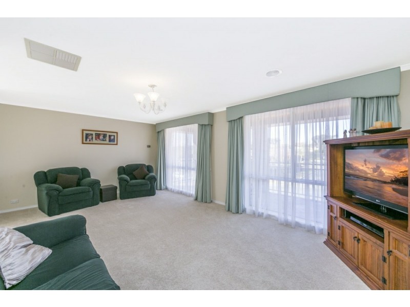 24 Cunningham Street, Queanbeyan NSW 2620