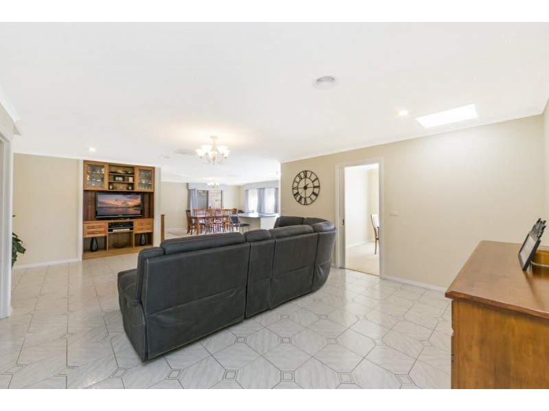 24 Cunningham Street, Queanbeyan NSW 2620