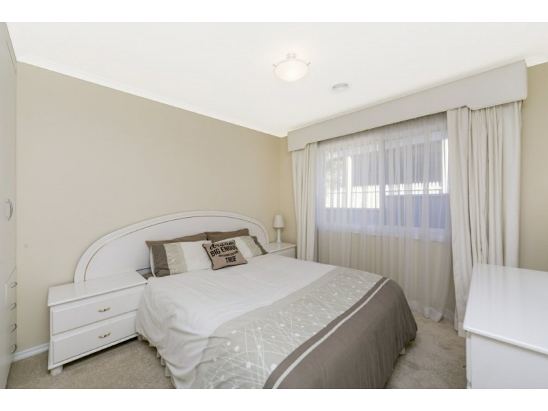24 Cunningham Street, Queanbeyan NSW 2620
