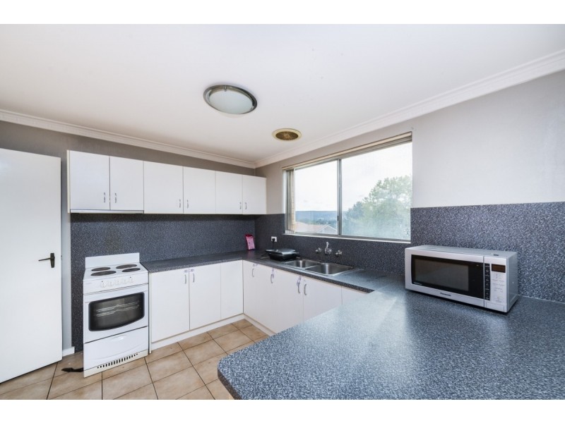 69 Uriarra Road, Queanbeyan NSW 2620