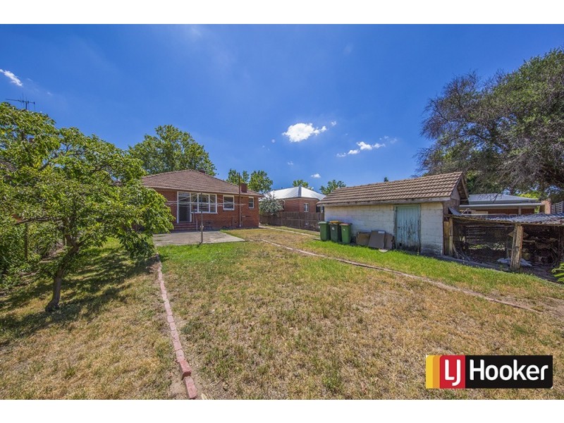 8 Bruce Street, Queanbeyan NSW 2620