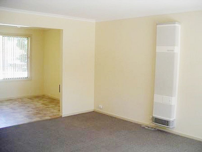 1/24 Mowatt Street, Queanbeyan NSW 2620