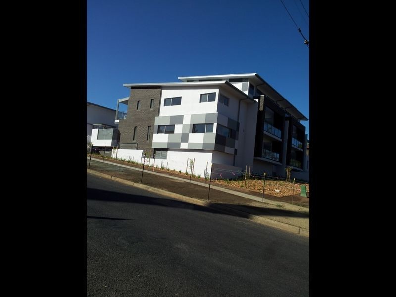 2/36 Antill Street, Queanbeyan NSW 2620