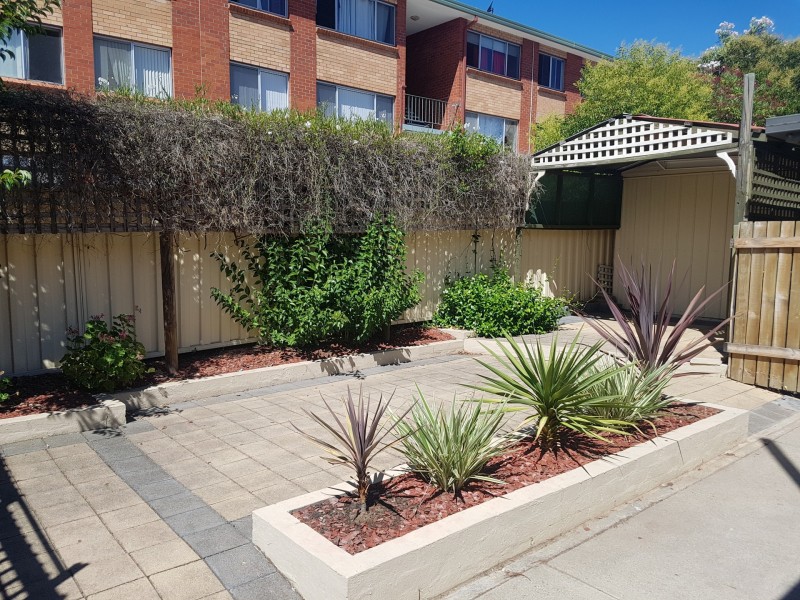 3/65 Macquoid Street, Queanbeyan NSW 2620