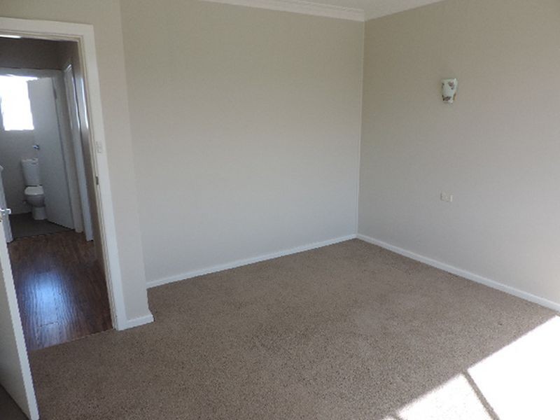 1 Christopher Crescent, Queanbeyan NSW 2620