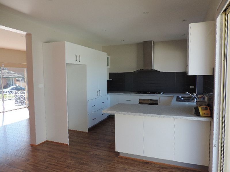 1 Christopher Crescent, Queanbeyan NSW 2620