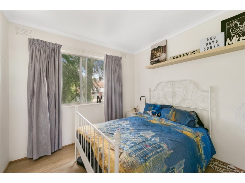 16/9 Macquoid Street, Queanbeyan NSW 2620