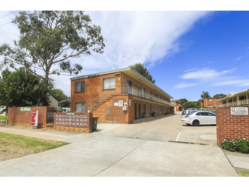 16/9 Macquoid Street, Queanbeyan NSW 2620
