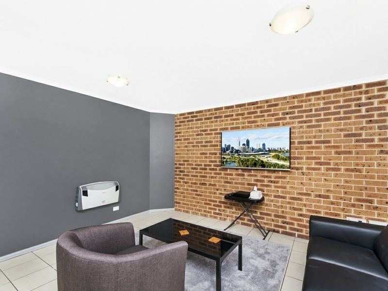 1/24 Binaburra Place, Queanbeyan NSW 2620