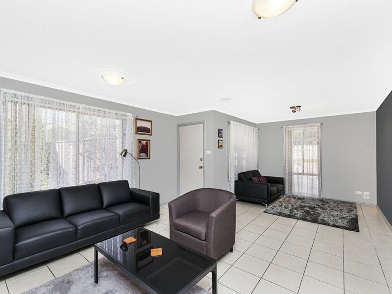 1/24 Binaburra Place, Queanbeyan NSW 2620