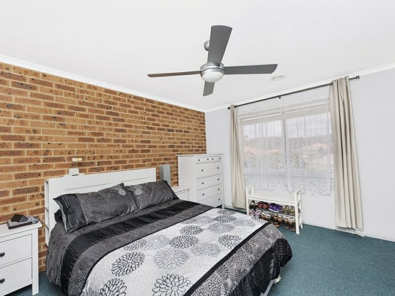 1/24 Binaburra Place, Queanbeyan NSW 2620