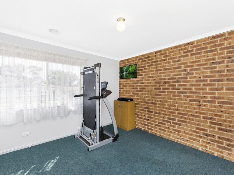 1/24 Binaburra Place, Queanbeyan NSW 2620