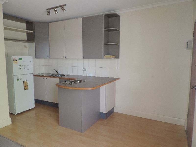 14/8 Davison Street, Queanbeyan NSW 2620