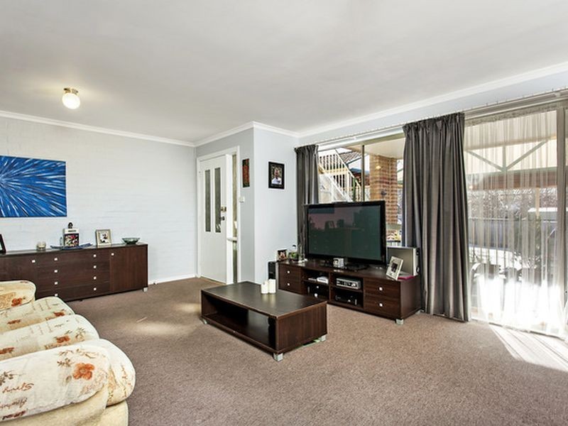 9/94 Collett Street, Queanbeyan NSW 2620