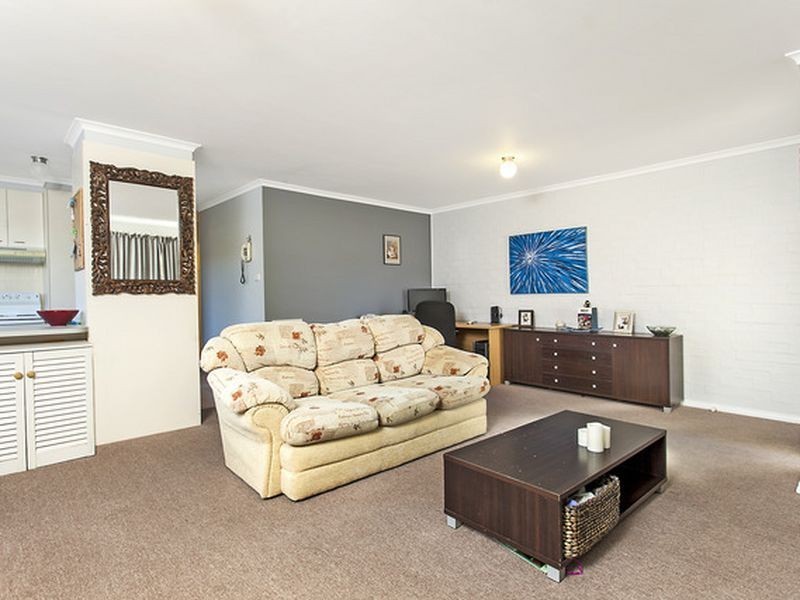 9/94 Collett Street, Queanbeyan NSW 2620