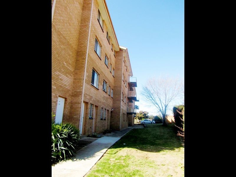 24/3-5 Davison Street, Queanbeyan NSW 2620