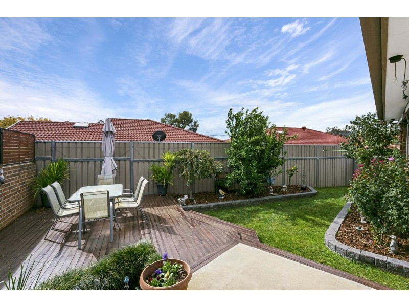 2/11 Barracks Flat Drive, Queanbeyan NSW 2620