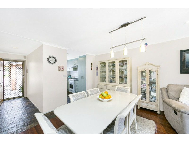 2/11 Barracks Flat Drive, Queanbeyan NSW 2620