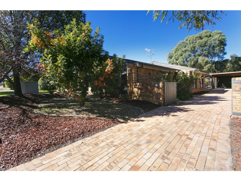 5 Bilkurra Street, Queanbeyan NSW 2620