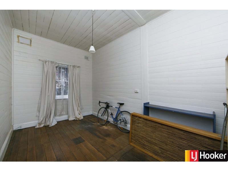 22 Crawford Street, Queanbeyan NSW 2620