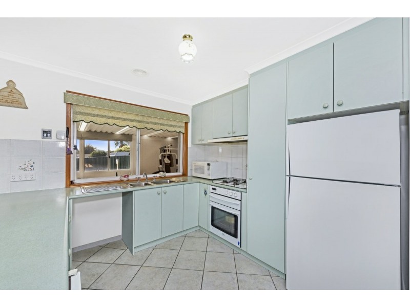 4 Wangara Crescent, Queanbeyan NSW 2620