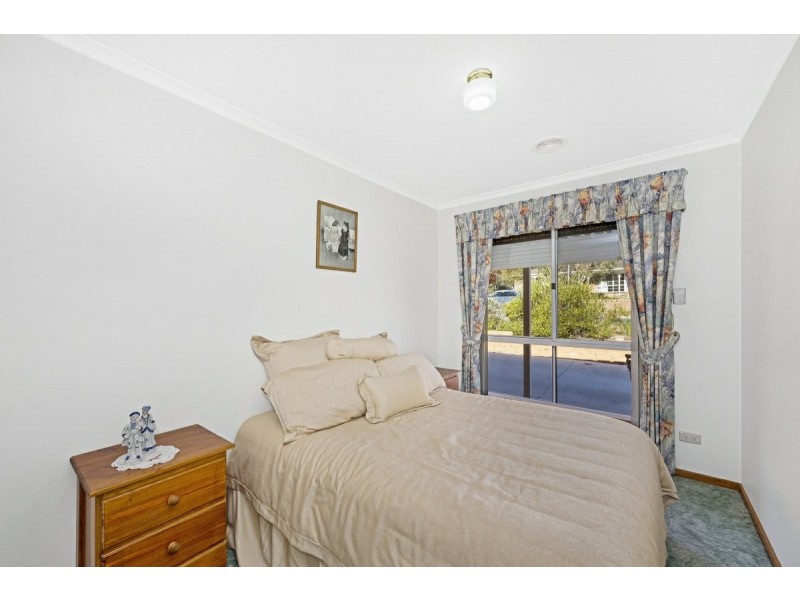 4 Wangara Crescent, Queanbeyan NSW 2620