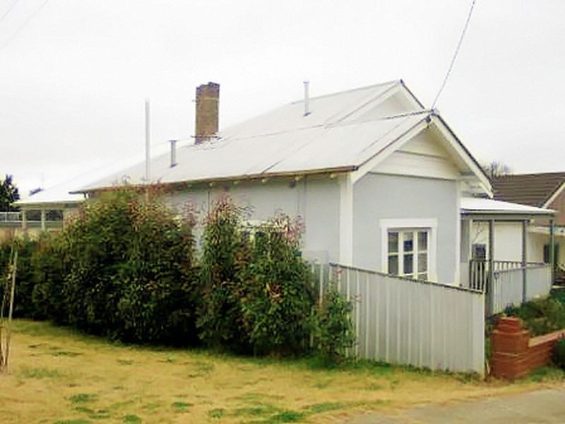 7 Hobbs Street, Queanbeyan NSW 2620