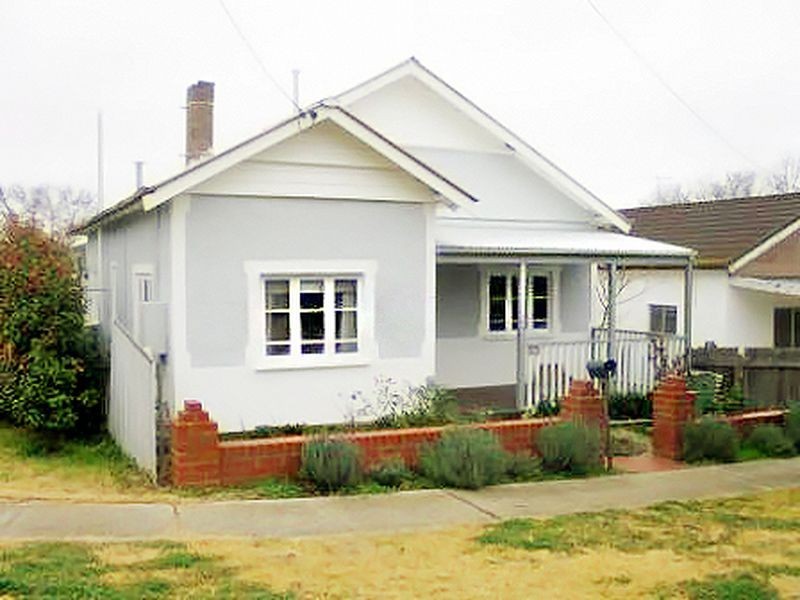 7 Hobbs Street, Queanbeyan NSW 2620