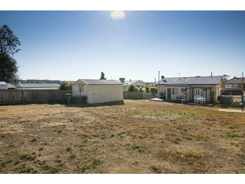 42 Fergus Road, Queanbeyan NSW 2620